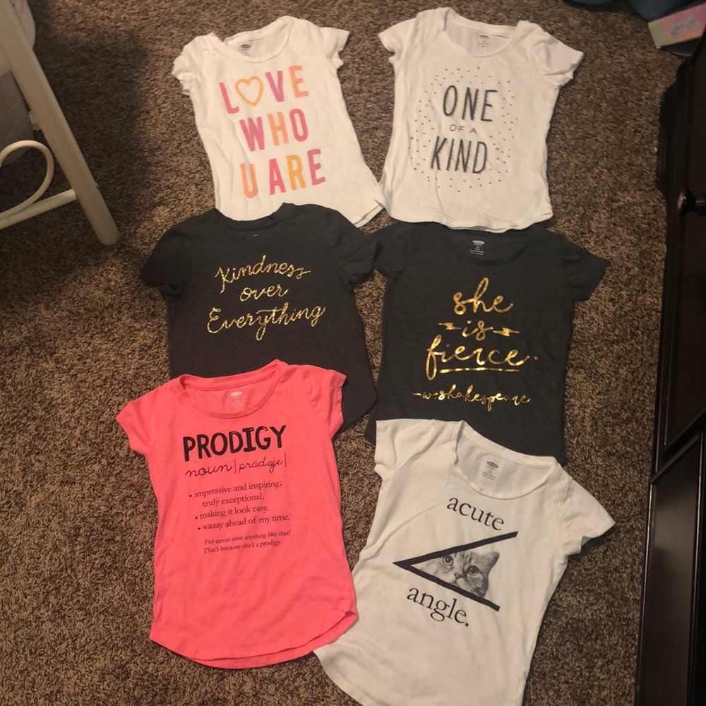 Girls Old Navy Tees - Size Small (6-7)